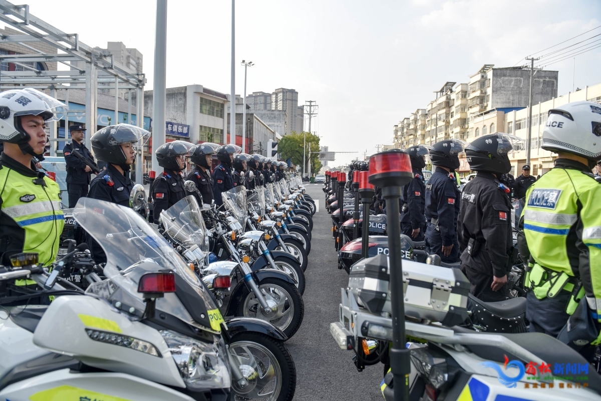 特警、交警騎巡隊.JPG